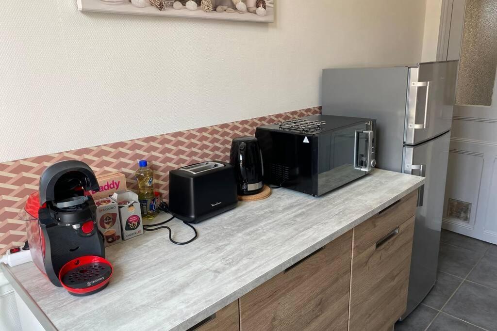 L'Appartement De Moliere N°3 Montluçon Zewnętrze zdjęcie